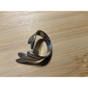 Tony Guerro Vintage Navajo Modernist Bypass Ring Size 7.5 925